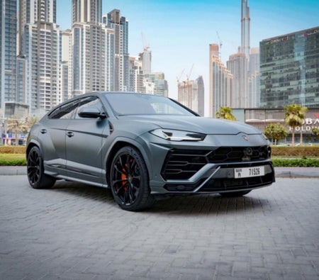 Kira Lamborghini Urus 2020 içinde Dubai
