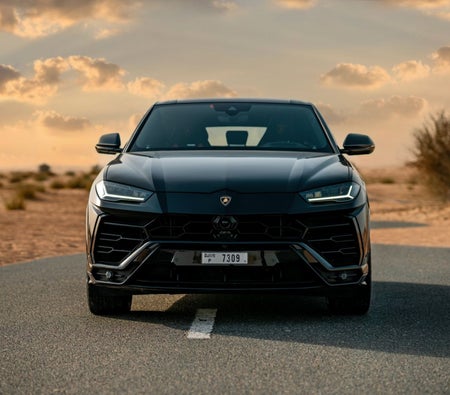 Miete Lamborghini Urus 2021 in Abu Dhabi