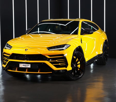 Аренда Lamborghini Urus 2022 в Дубай