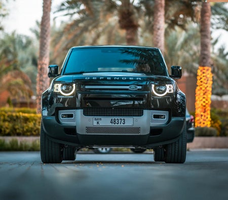 Huur Range Rover Verdediger V6 2023 in Dubai