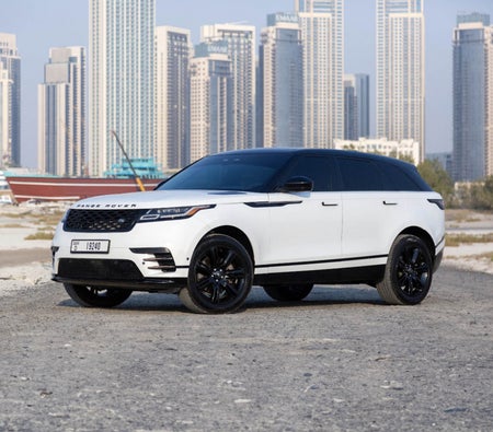 Alquilar Land Rover Range Rover Velar R dinámico 2022 en Dubai