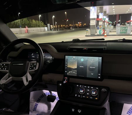 Location Land Rover Défenseur Première édition 2023 dans Dubai