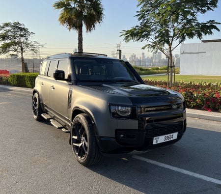 Affitto Land Rover Difensore V6 2022 in Dubai