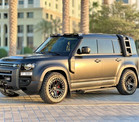 Alquilar Land Rover Defensor XS V6 2022 en Dubai