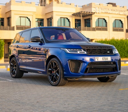 Alquilar Land Rover Range Rover Sport SVR 2022 en Dubai