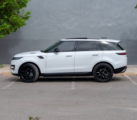 Affitto Land Rover Range Rover Sport 2023 in Fès