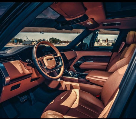 تأجير لاند روڤر رينج روفر فوغ إتش إس إي V8 2024 في دبي