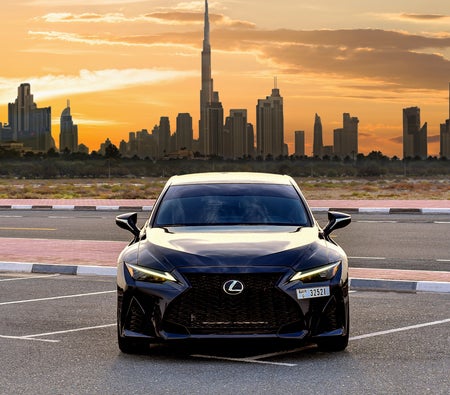 Kira Lexus IS Serisi 2022 içinde Dubai