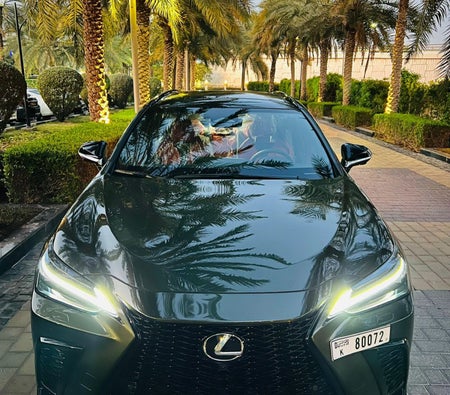 Alquilar Lexus NX 350 Híbrido 2024 en Dubai