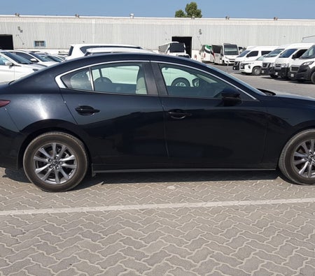 Affitto Mazda 3 berlina 2020 in Dubai