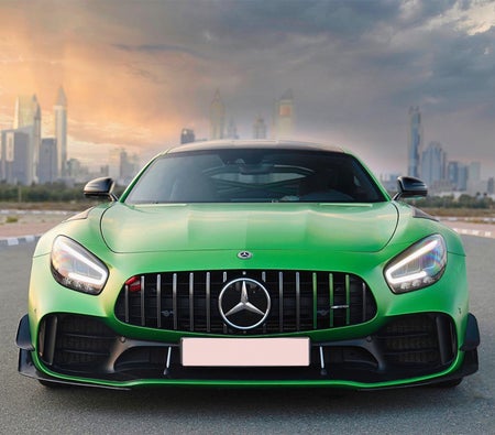 Location Mercedes Benz AMG GTR PRO 2020 dans Dubai