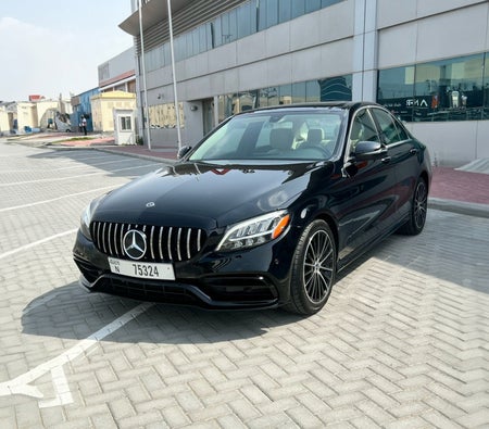 Kira Mercedes Benz C300 2020 içinde Dubai