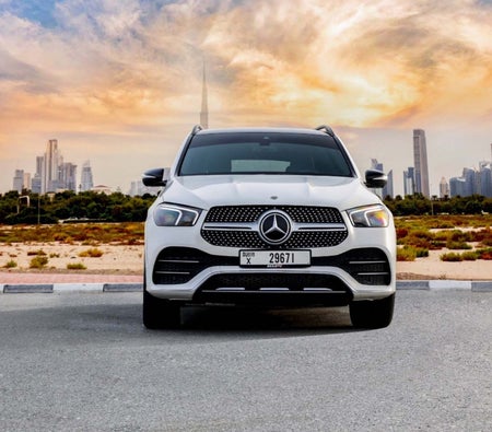 Location Mercedes Benz GLE 350 2021 dans Abu Dhabi