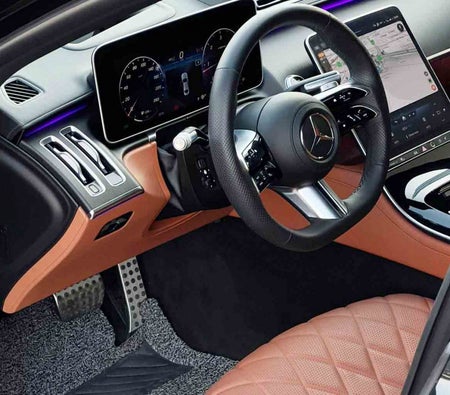 Kira Mercedes Benz S400 2023 içinde Dubai