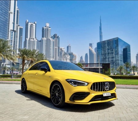 Location Mercedes Benz AMG CLA 35 2021 dans Dubai