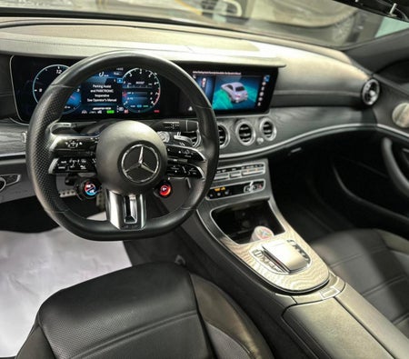Kira Mercedes Benz AMG E53 2021 içinde Dubai