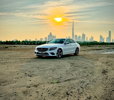 Miete Mercedes Benz C300 2019 in Dubai
