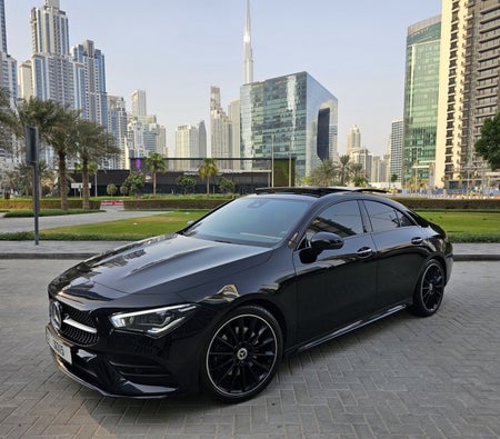 Location Mercedes Benz CLA 200 2022 dans Dubai