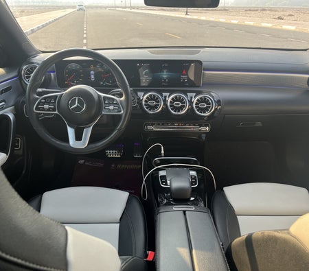 Huur Mercedes-Benz CLA 250 2020 in Dubai