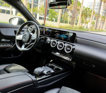 Kira Mercedes Benz CLA 250 2020 içinde Dubai