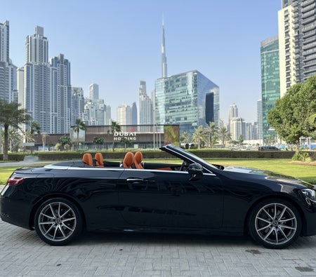 Alquilar Mercedes Benz E200 Cabrio 2021 en Dubai