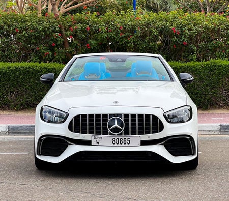 Alquilar Mercedes Benz E450 convertible 2020 en Dubai
