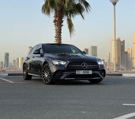 Location Mercedes Benz E450 2021 dans Dubai