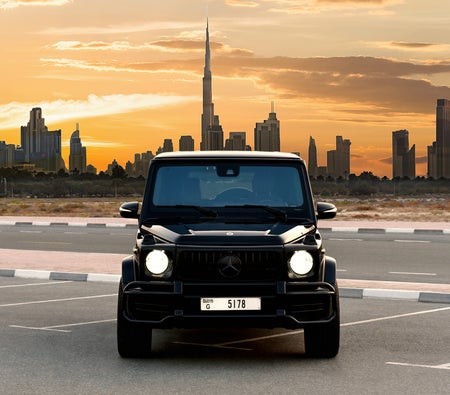 租 奔驰 G500 2021 在 迪拜