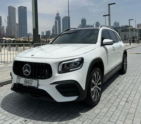 Kira Mercedes Benz 250 TL 2021 içinde Dubai