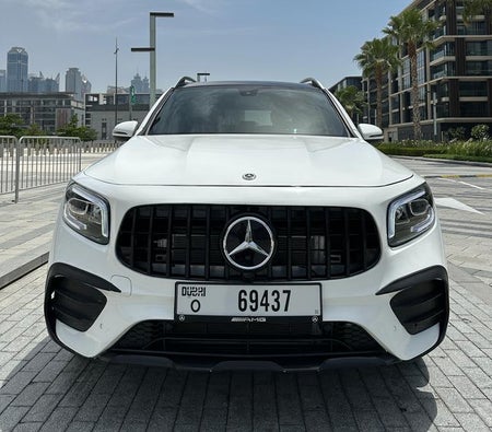 Location Mercedes Benz GLB 250 2021 dans Dubai