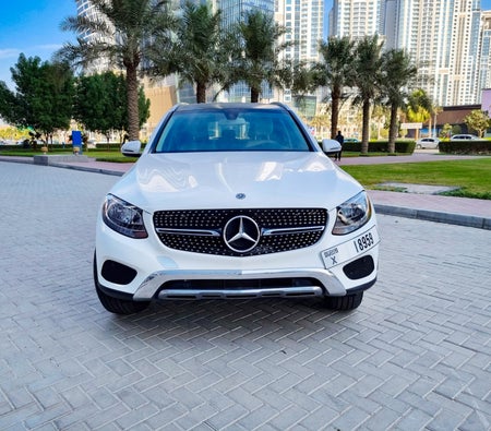 Location Mercedes Benz GLC 300 2019 dans Dubai