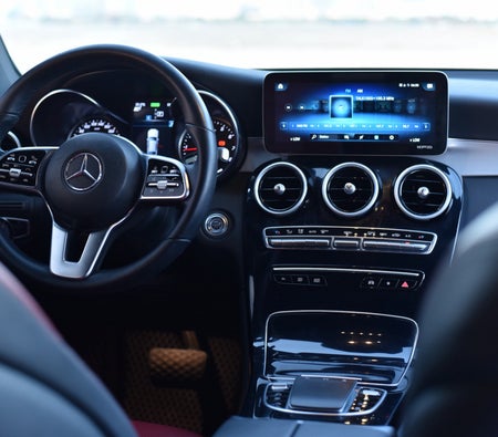 Kira Mercedes Benz GLC 300 2020 içinde Dubai