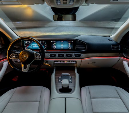 Kira Mercedes Benz GLE 350 2022 içinde Dubai