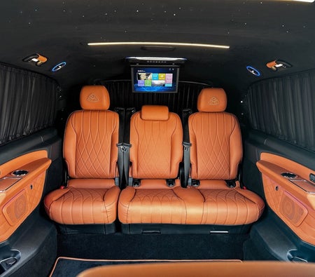 Kira Mercedes Benz Maybach V250 2023 içinde Dubai