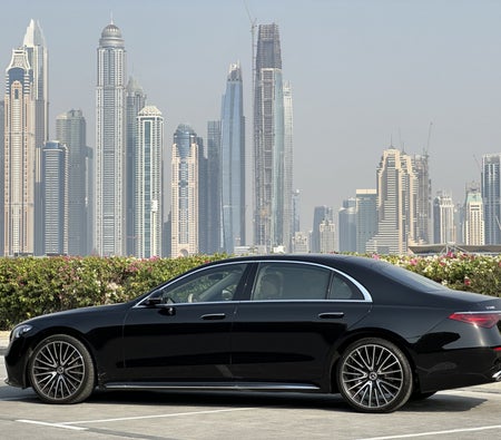 Affitto Mercedesbenz S500 2023 in Dubai