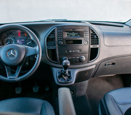 Аренда Mercedes Benz Вито 2021 в Уджда