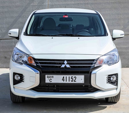Miete Mitsubishi Anziehen 2022 in Dubai