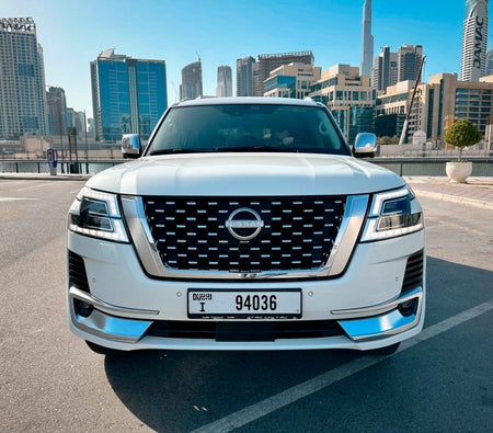 Location Nissan Patrol Platinum 2023 dans Dubai