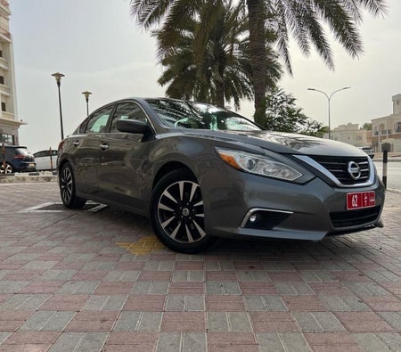 Huur Nissan Altima 2017 in Muscat
