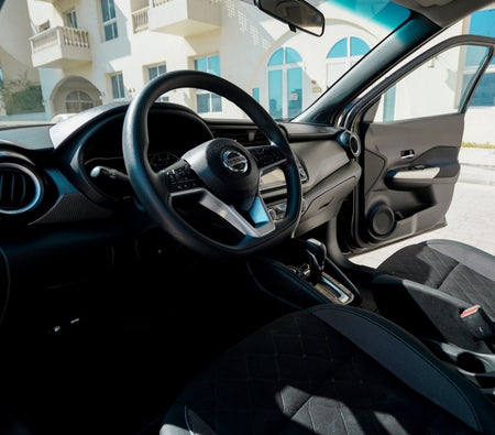 Miete Nissan Tritte 2020 in Dubai