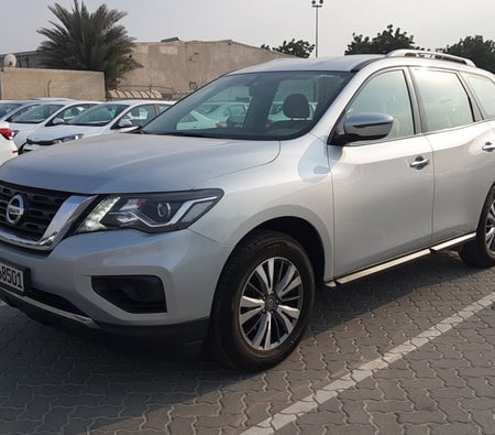 Rent Nissan Pathfinder 2018 in Dubai