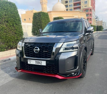 Kira Nissan devriye V8 2019 içinde Abu Dabi
