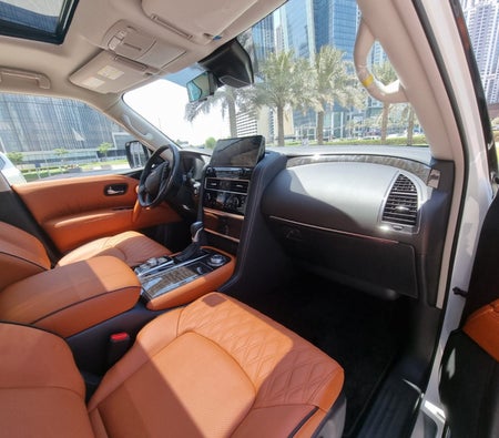 Location Nissan Patrouille Platine V8 2022 dans Dubai
