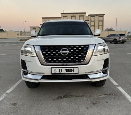 Alquilar Nissan Patrulla de titanio 2024 en Dubai
