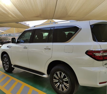 Location Nissan Patrouille 2023 dans Dubai