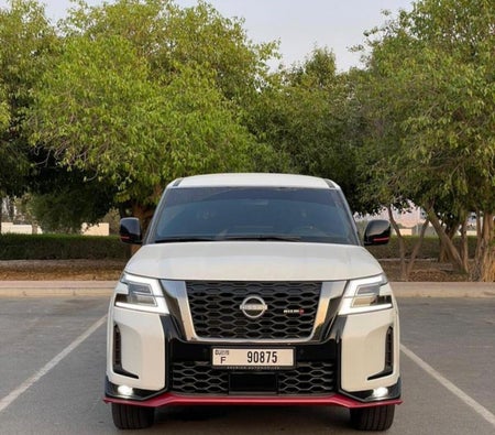 Alquilar Nissan Patrulla 2023 en Dubai