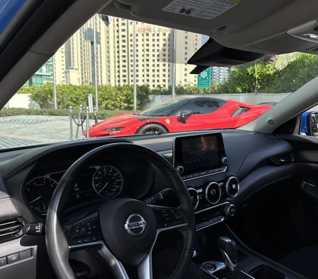 Huur Nissan Sentra 2021 in Dubai