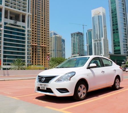 Huur Nissan Zonnig 2020 in Dubai