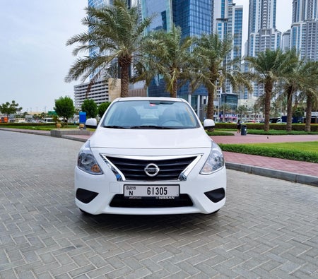 Аренда Nissan Sunny 2022 в Дубай