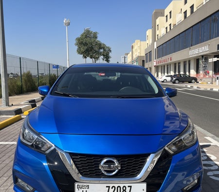 Miete Nissan Versa 2021 in Dubai
